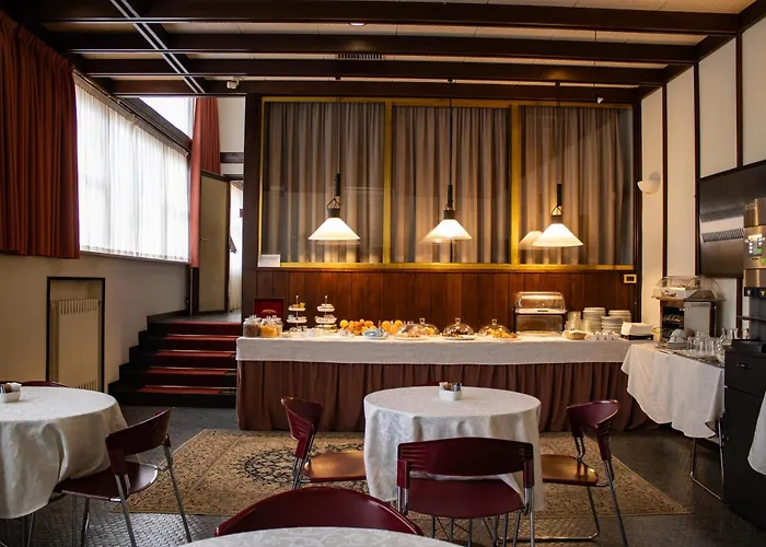 فندق Hotel Napoleon Rimini - City & Station 3*