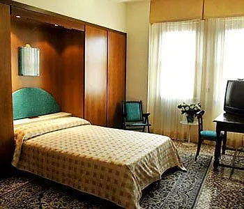 Napoleon 3* ريميني