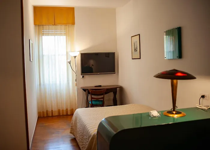 Napoleon - & Station Rimini