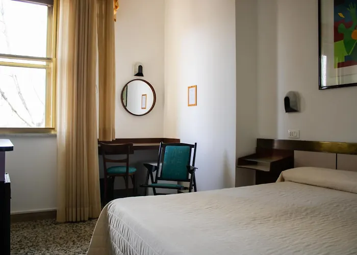 Napoleon - & Station 3* Rimini