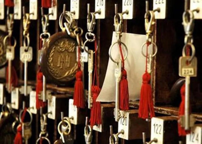 Otel Napoleon - & Station 3*