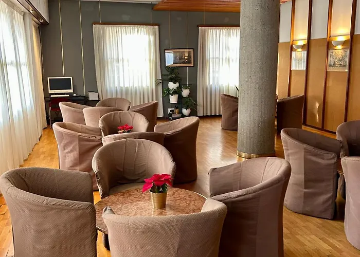 Hotel Napoleon - City&Station 3*